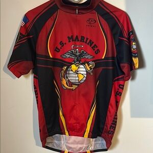 Red and Black Cycling Jersey with Sporty Design